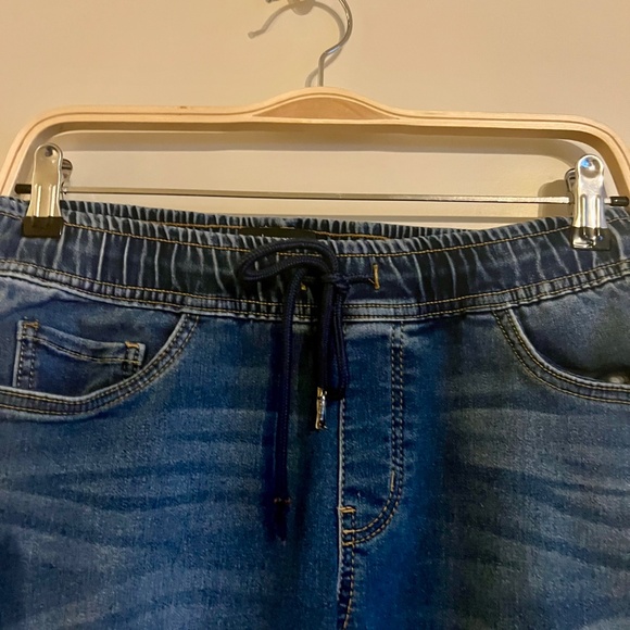 Jogging Style Jeans - Picture 4 of 6